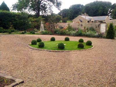 Gravel Drive, Centre Bed and Borders