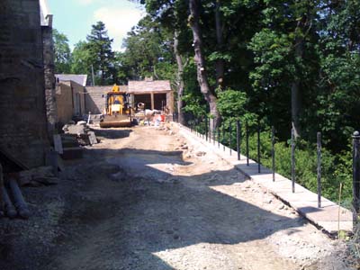 Construction of Garden on narrow site
